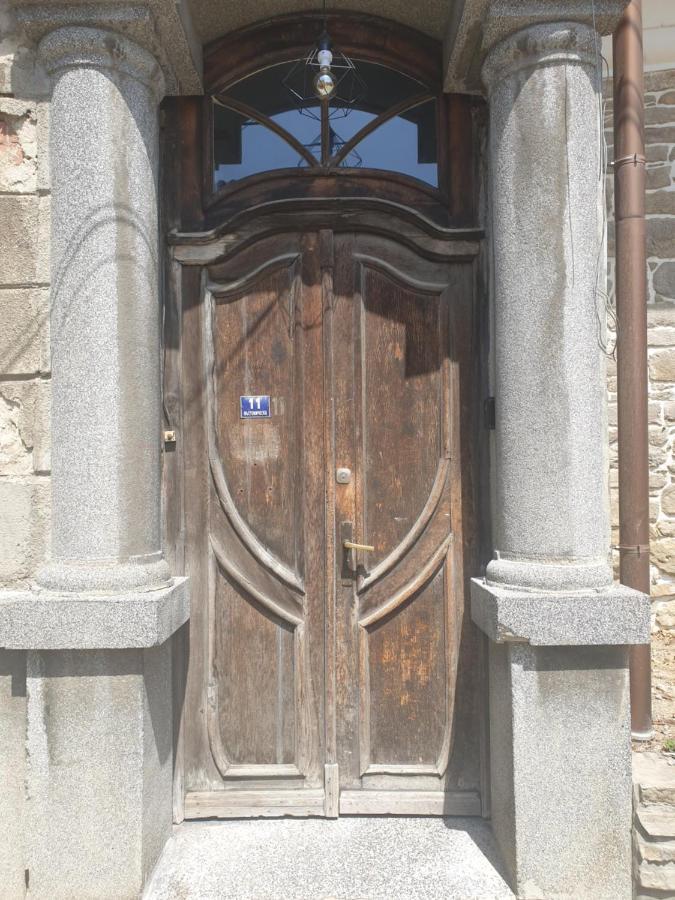 Room E11Even Veliko Tŭrnovo Exterior foto
